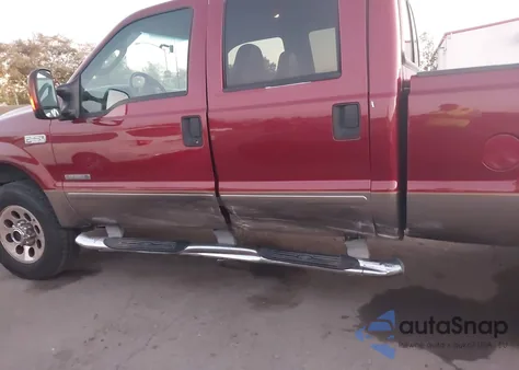 2003 Ford F-250 Lariat/Xl/Xlt z USA, uszkodzony, nr VIN 1FTNW21P33EC85263